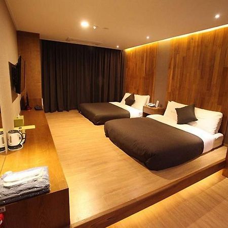 Hotel Rich Коян Экстерьер фото